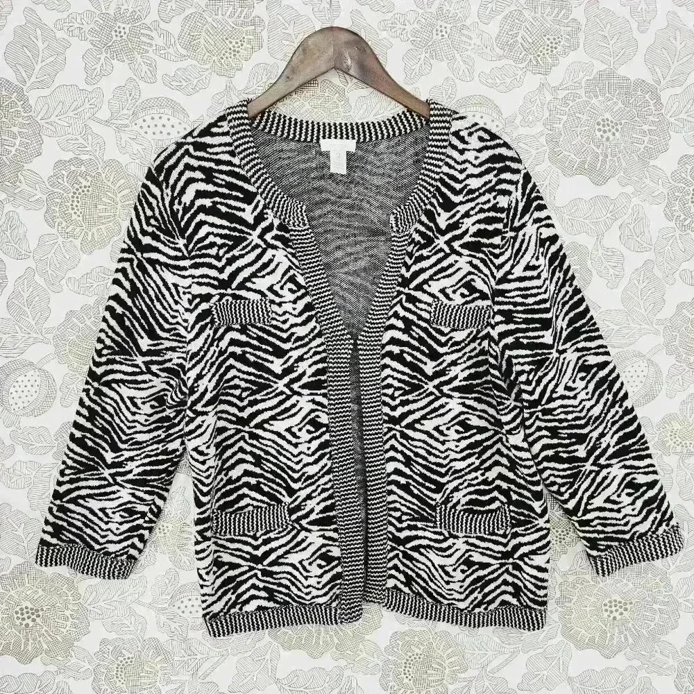 EUC Chico's Zebra print Knit Sweater Cardigan Women's 2/ L